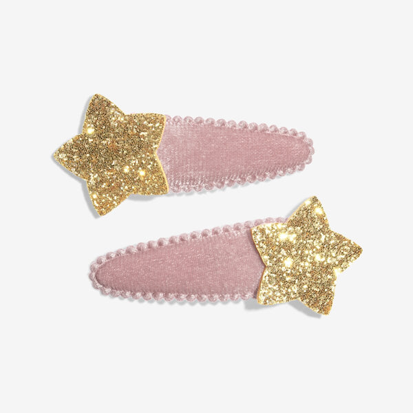 Shop Joma Jewellery’s Kids Stocking ‘A Little Happy Christmas’ Gift Set. Silver-plated bracelet and two sparkling hair clips in a festive stocking, perfect for children’s Christmas gifts