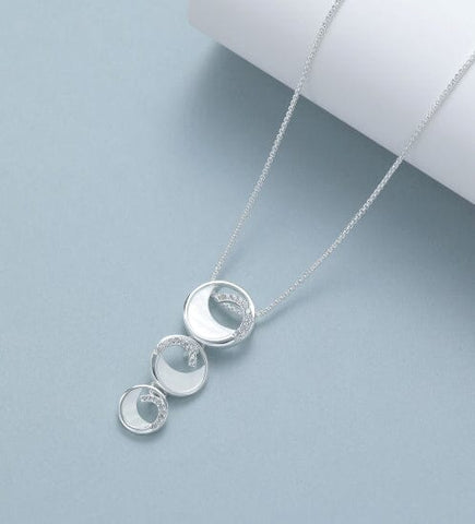 Necklace – Sparkle Curve Silver Necklaces Pretty Little Things 
